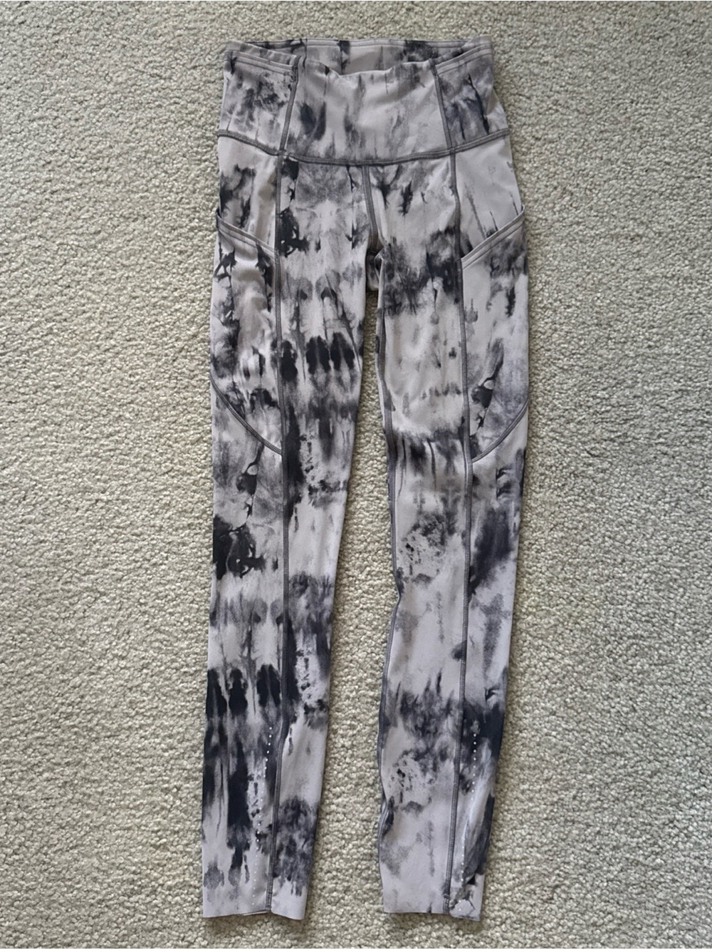 LULULEMON Fast & Free II 25" Tight Sz 2 Game Day Dark Chrome Black Multi W5CVXS
